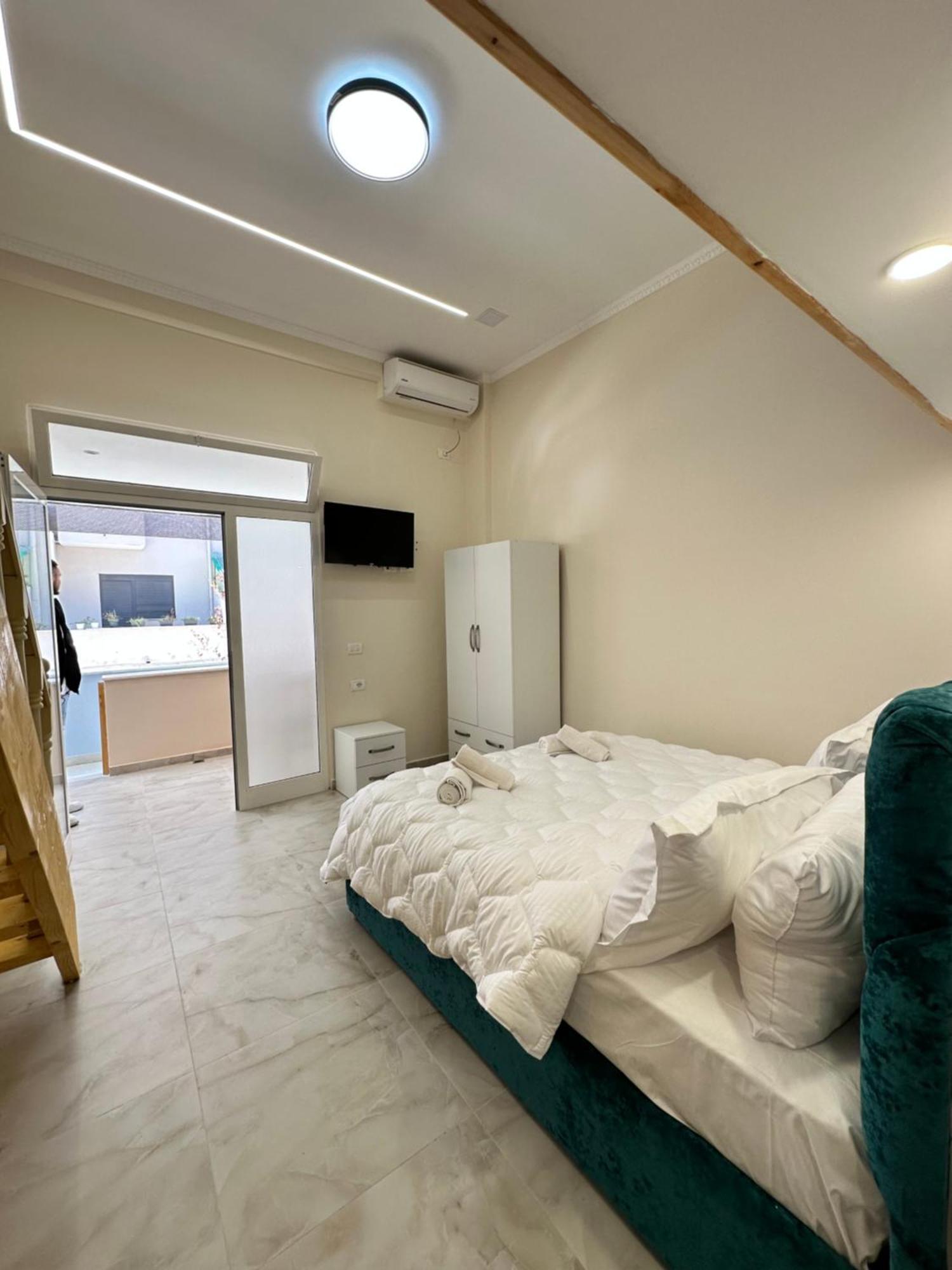 Troy Aparthotel Durrës Exterior foto